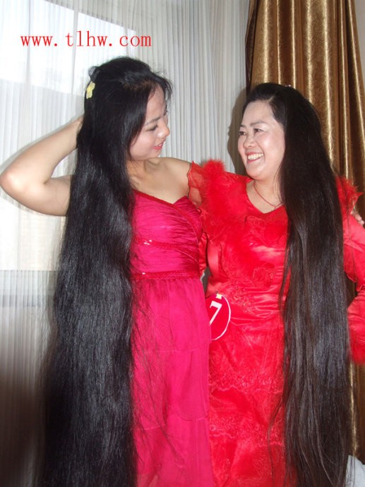 内蒙古包头长发女刘效芳发长1.63米